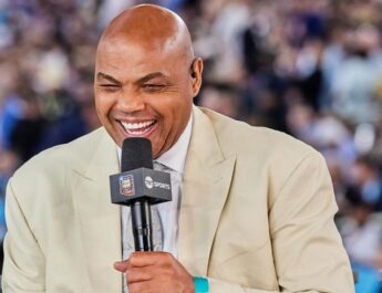 Charles Barkley Korbankan US$100 Juta untuk Tetap Bersama Turner Sports