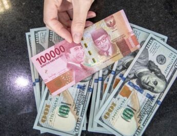 Rupiah Melemah setelah Data Inflasi AS Melambat