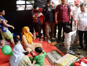 Tinjau Korban Kebakaran Manggarai, JK Sarankan Bangun Rumah Susun