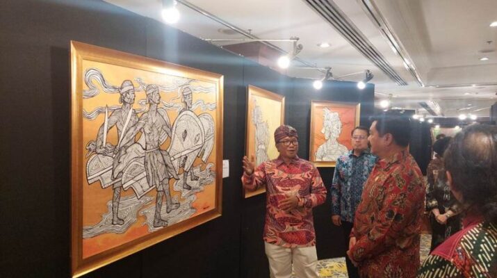 Tarso Gelar Pameran Tunggal Lukisan Boyong Gunungan Menyemai Budaya di IKN