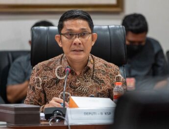 KSP: Presiden Kenakan Pakaian Betawi, Simbol Terima Kasih pada Jakarta