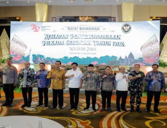 Pj Gubernur Jateng Nana Sudjana Pastikan Persiapan Pilkada 2024 di Wilayahnya Berjalan Lancar