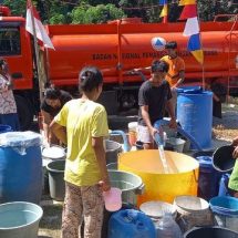 Tujuh Juta Liter Air Bersih Digelontorkan Atasi Kekeringan di Jawa Tengah