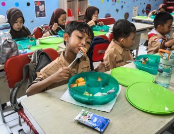 Program Makanan Bergizi Gratis Bisa Kurangi Beban Keluarga Miskin