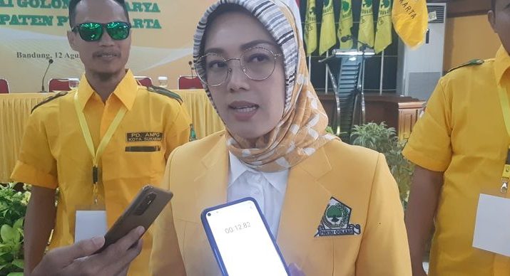 Golkar Purwakarta Antar Anne Ratna ke KPU Purwakarta pada 28 Agustus