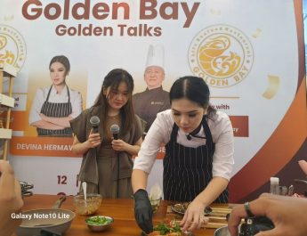 Golden Bay Live Seafood Restaurant Luncurkan Menu Baru Bersama Celebrity Chef Devina Hermawan