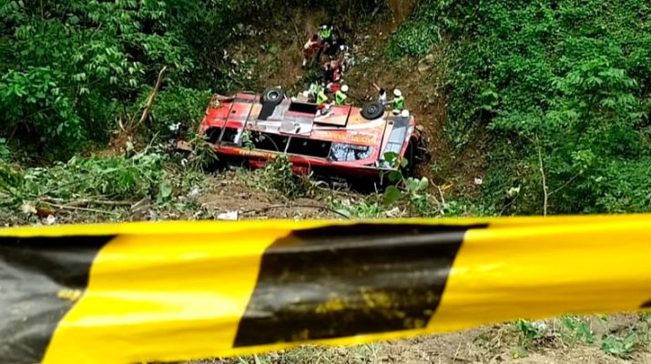 Bus Rombongan dari Jakarta Kecelakaan di Puncak, 9 Orang Terluka