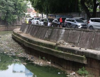 Fraksi Gerindra: Pemprov Harus Ubah Rencana Penataan 13 Sungai Jakarta