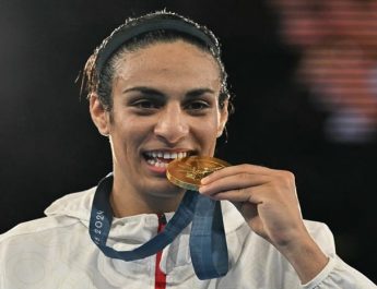 Di Tengah Kontroversi, Imane Khelif Raih Medali Emas Olimpiade Paris 2024