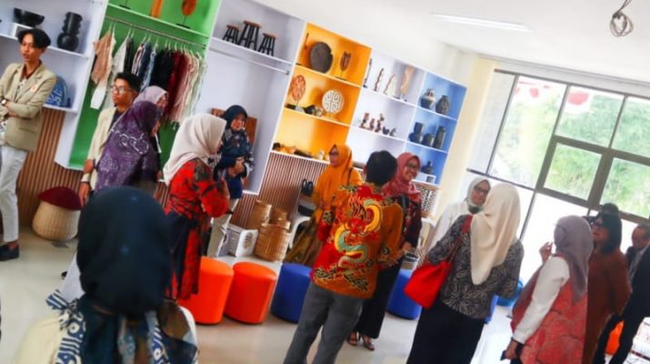 PosAja UMKM Centre Diluncurkan di UGM