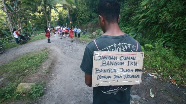 42 Tahun Warga Desa Woloede Hidup dengan Jalan Rusak