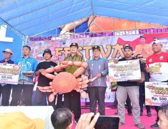 Kampanyekan Menu Seafood, Lamongan Gelar Festival Gandrung Rajungan