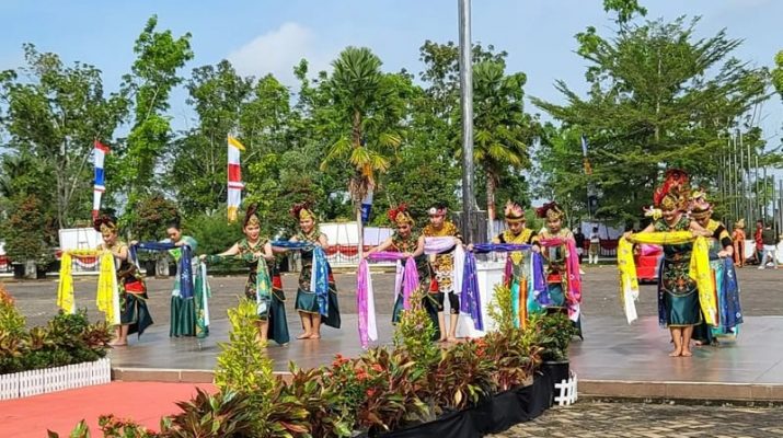 Motif Rambatan Senggani Jadi Perwujudan Kekayaan Alam Kubu Raya Kalbar