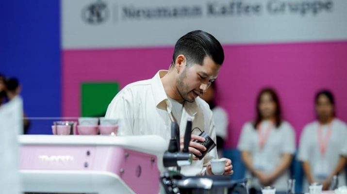 Mencoba Kopi Buatan Mikael Jasin, Barista Terbaik Dunia 2024