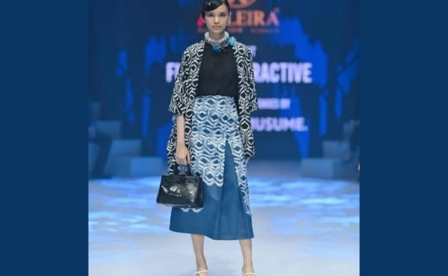 Tenun Rongkong Indonesia Campur Gaya Bridgerton akan Tampil di New York Fashion Week