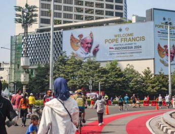 Pemuda Lintas Agama Menyambut Kedatangan Paus Fransiskus Ke Tanah Air