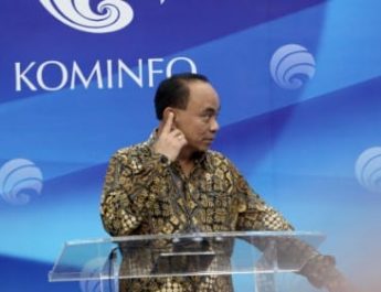 Menkominfo: Negara Sebesar Indonesia Harus Punya Angkatan Siber