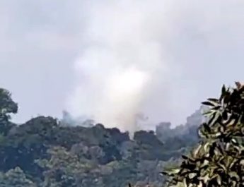 Hutan Gunung Tangkuban Parahu Terbakar, Pemadaman Sulit Dilakukan