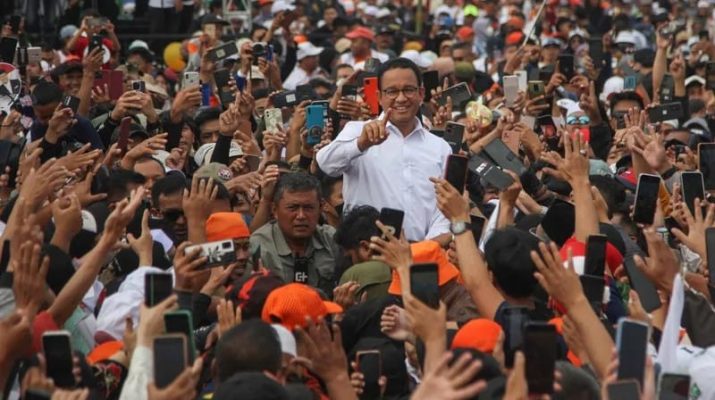 Survei: Mayoritas Pemilih Anies Tidak Akan Memilih Ridwan Kamil