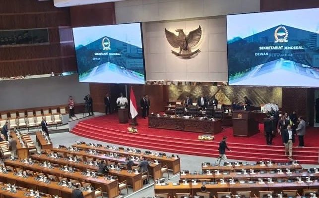 DPR Tolak 12 Calon Hakim Agung dan Adhoc Usulan KY di Rapat Paripirna