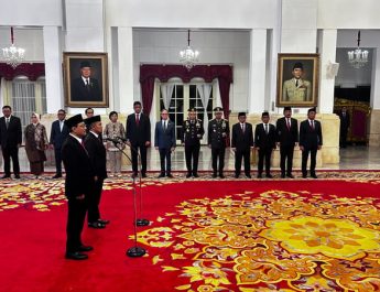 Pengamat Sebut Jokowi Reshuffle Mensos Tidak Tepat dan Pemborosan