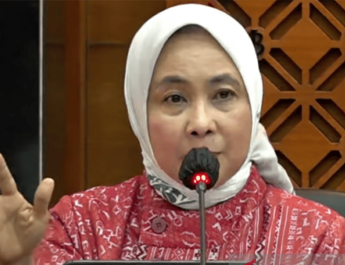 Jokowi Lantik Aida Suwandi sebagai Komisioner LPS