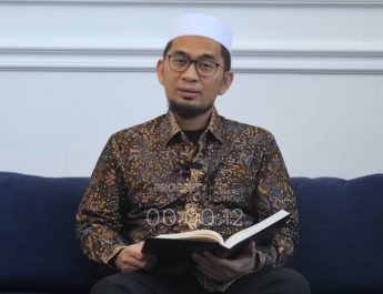 Apa Hukumnya Maulid Nabi? Ini Kata Ustadz Adi Hidayat