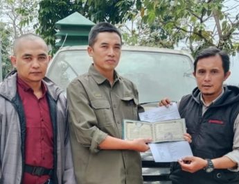 Peduli Penyintas Thalassemia, Pemkab Bandung Serahkan Hibah Mobil kepada Yayasan ReDTI KITA