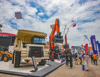 Pameran Mining Indonesia 2024 Tampilkan Teknologi Alat Berat Zoomlion