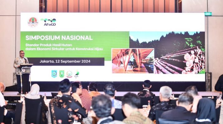 Simposium Nasional Dorong Standar Produk Hasil Hutan untuk Konstruksi Hijau