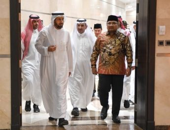 Menag RI Bertemu Menteri Haji Arab Saudi Bahas Persiapan Haji 2025