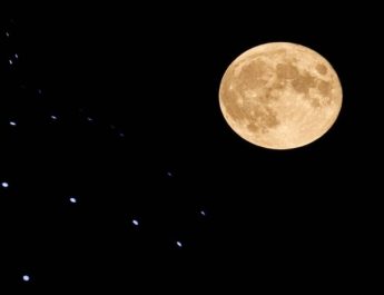 Apa Itu Fenomena Supermoon? Berikut Penjelasan dan Penyebab Terjadinya