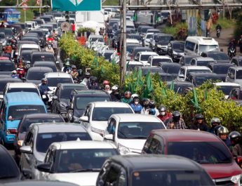 Macet Belasan Jam di Jalur Puncak, Pengamat Nilai Harus Ada Solusi Jangka Panjang