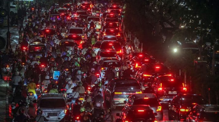 Memperingati Hari Perhubungan Nasional: Tantangan Transportasi di Indonesia