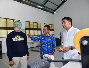 Pj Gubernur Jawa Barat Apresiasi BUMD Agro Sukabumi Mandiri