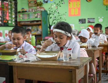 DPR Ingatkan Sinkronisasi Data Sekolah untuk Program Makan Siang Bergizi Gratis 