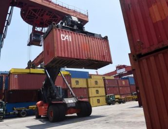 Ratusan Pelajar Pelajari Ekosistem Pelabuhan hingga Logistik Pelindo