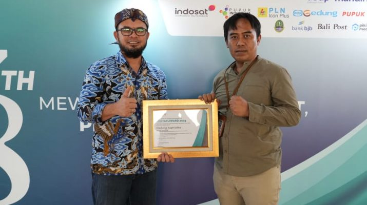 Majukan Ekosistem Pers, Bupati Bandung Terima Lontar Award dari Serikat Perusahaan Pers