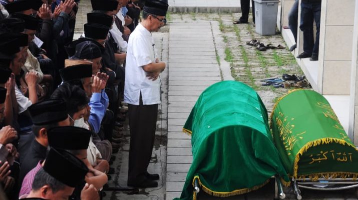 Bacaan Niat Sholat Jenazah Perempuan, Berikut Tata Caranya