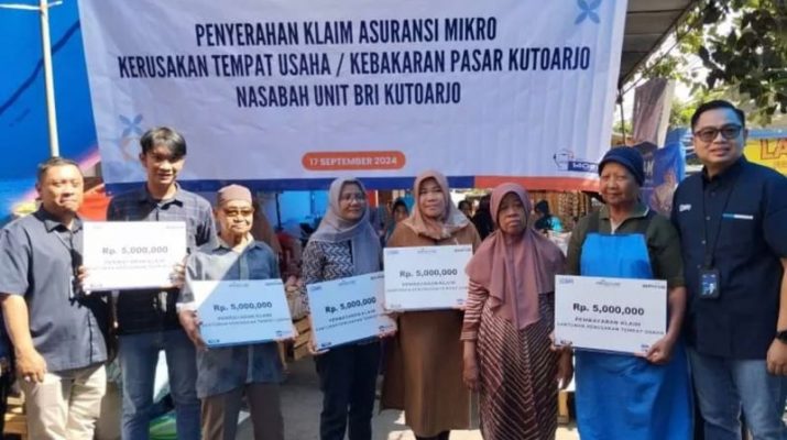 Pedagang Pasar Kutoarjo Korban Kebakaran Terima Klaim BRI Insurance