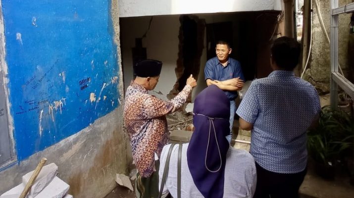 PT Pegadaian Jawa Barat Serahkan Bantuan untuk Korban Gempa Bumi di Kabupaten Bandung