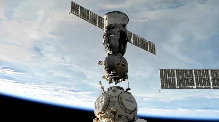 Dua Kosmonaut Rusia Kembali ke Bumi Setelah 374 Hari di Luar Angkasa