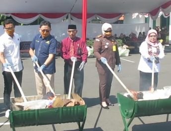 Sindikat Pencetak dan Pengedar Dolar Palsu Ditangkap Polres Majalengka