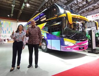 Mercedes-Benz Luncurkan Truk dan Bus Euro 4 dan Euro 5