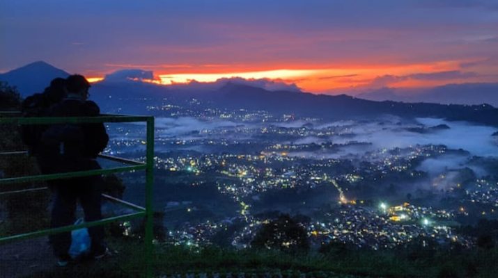 Rekomendasi Wisata Alam di Bandung yang Cocok untuk Liburan dengan Pasangan