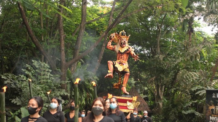 Sambut Nyepi, Taman Safari Bali Gelar Parade Ogoh-ogoh dan Baleganjur