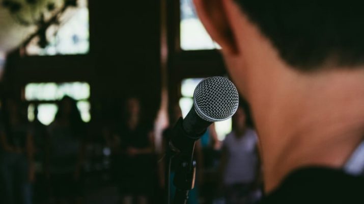 Ini Kiat Latihan Public Speaking Sederhana dari Dosen Komunikasi