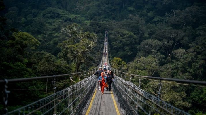 Capek Liburan Harus Macet-macetan? Ini 3 Rekomendasi Wisata di Sukabumi