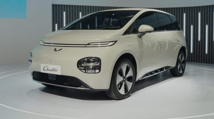 Eksterior dan Interior Wuling Cloud EV Tampil Perdana di IIMS 2024