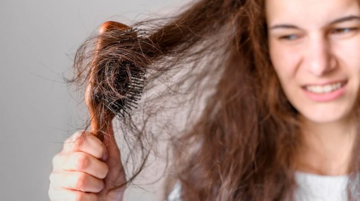 Penyebab Rambut Rusak dan Cara Mengatasinya